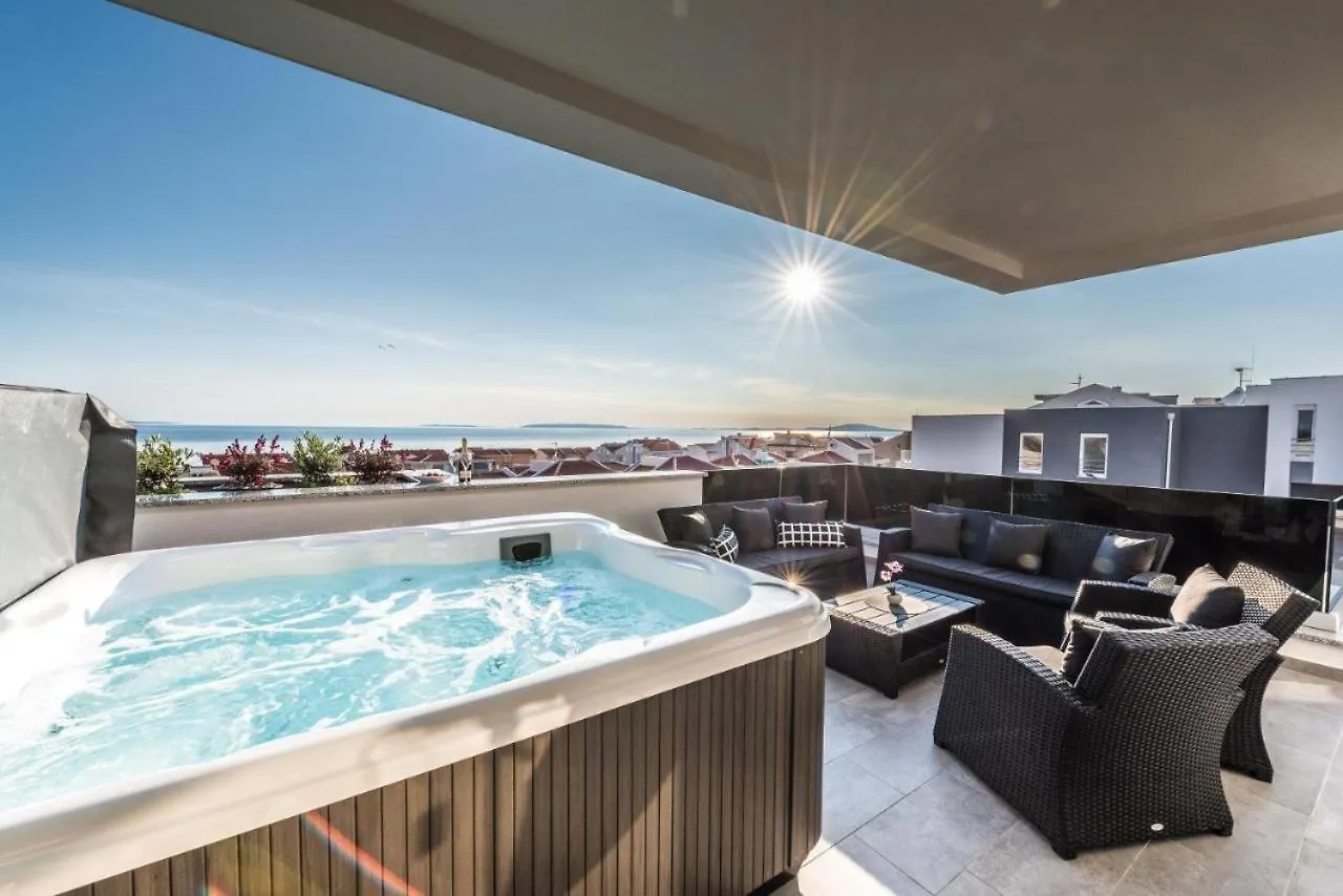 Fux Penthouse Whirlpool Meerblick Zadar location